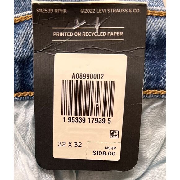 NWT Levi's Premium 70’s High Flare Jeans in Sonoma Walks - Light Wash, Size 32 - Picture 9 of 16